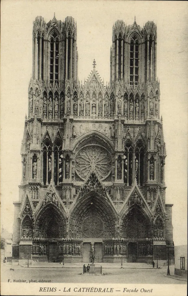 Reims - A Catedral — Fachada Oeste — F. Rothier, fot.-editor - Frente