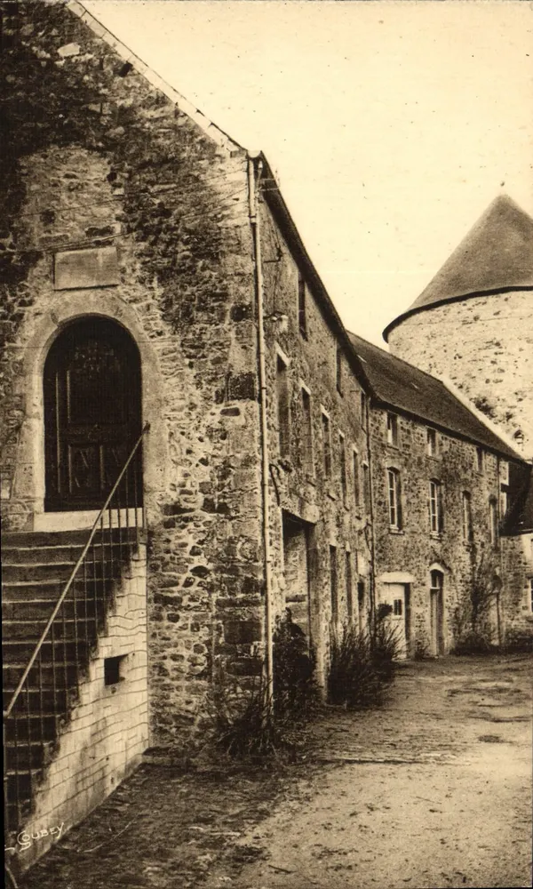 Eingang zum Schloss Aurevilly — Saint-Sauveur-la-Vicomte (Manche) — Normandy Editions - Vorderseite