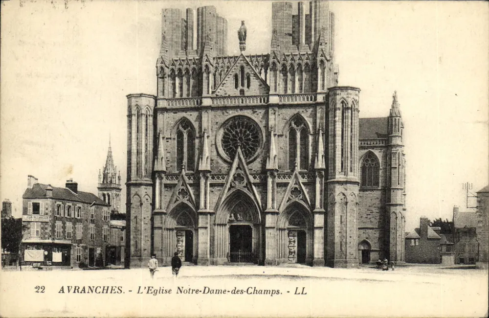 Avranches - Kirche Notre-Dame-des-Champs - LL - Vorderseite