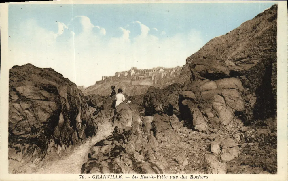 Granville — Blick auf das Oberdorf von den Felsen — Edition A. Bcenard, Granville - Vorderseite