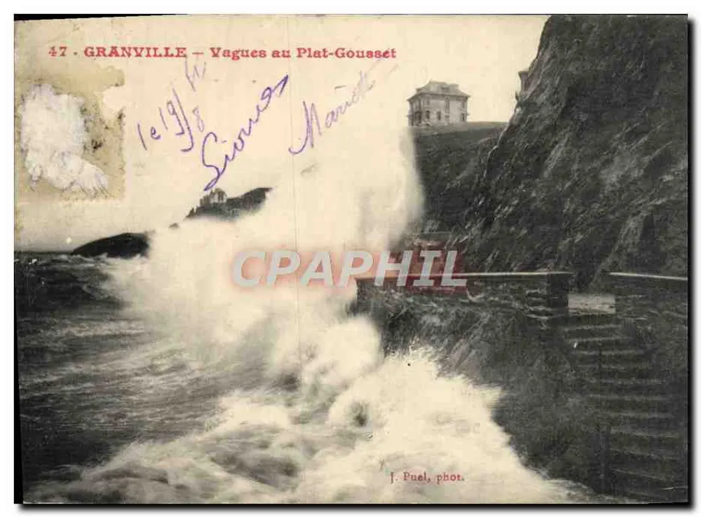 Granville — Ondas no Plat-Goussét — J. Fueil, fot. - Frente