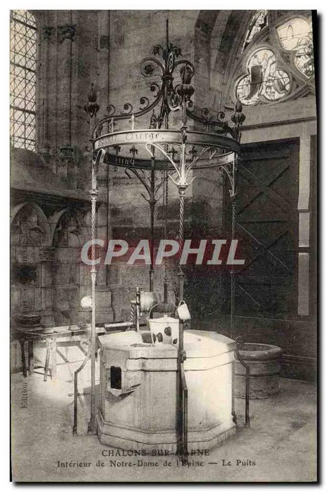 Chalons-sur-Marne — Interior da Notre-Dame de l'Epine — O Poço — Edição Edição - Frente