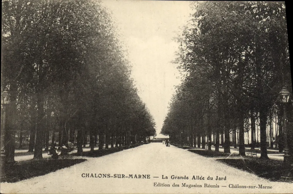 Châlons-sur-Marne — Die Grande Allée du Jard — Edition des Magasins Réunis — Châlons-sur-Marne - Vorderseite