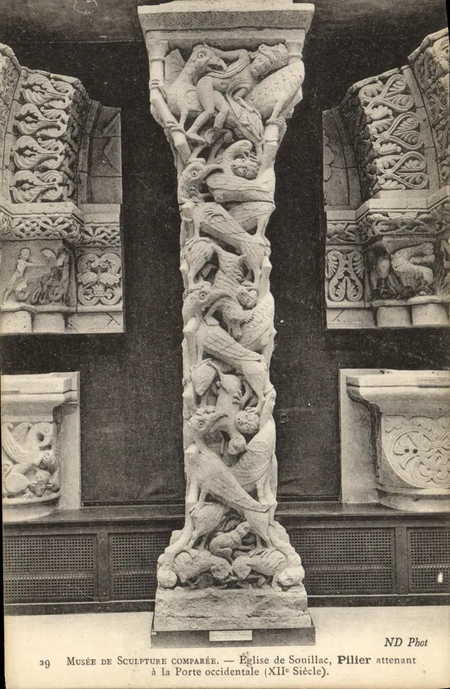 Museum für vergleichende Skulptur — Kirche von Souillac, Säule neben der westlichen Tür (12. Jahrhundert) - Vorderseite