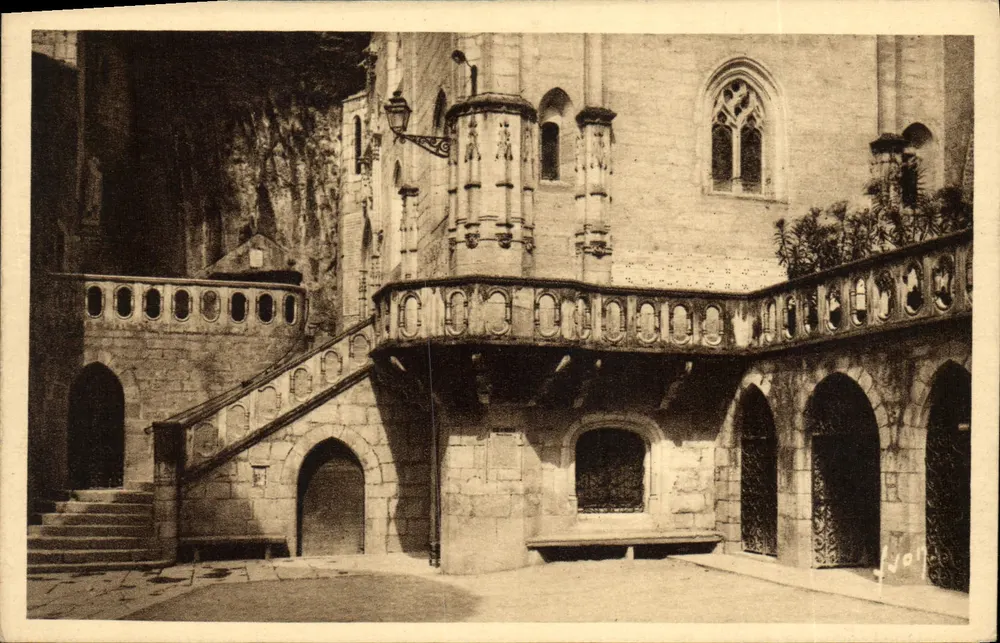 Rocamadour (Lot) — Der Platz, die Treppe zur heiligen Kapelle — Editions d'Art Yvon, Paris - Vorderseite