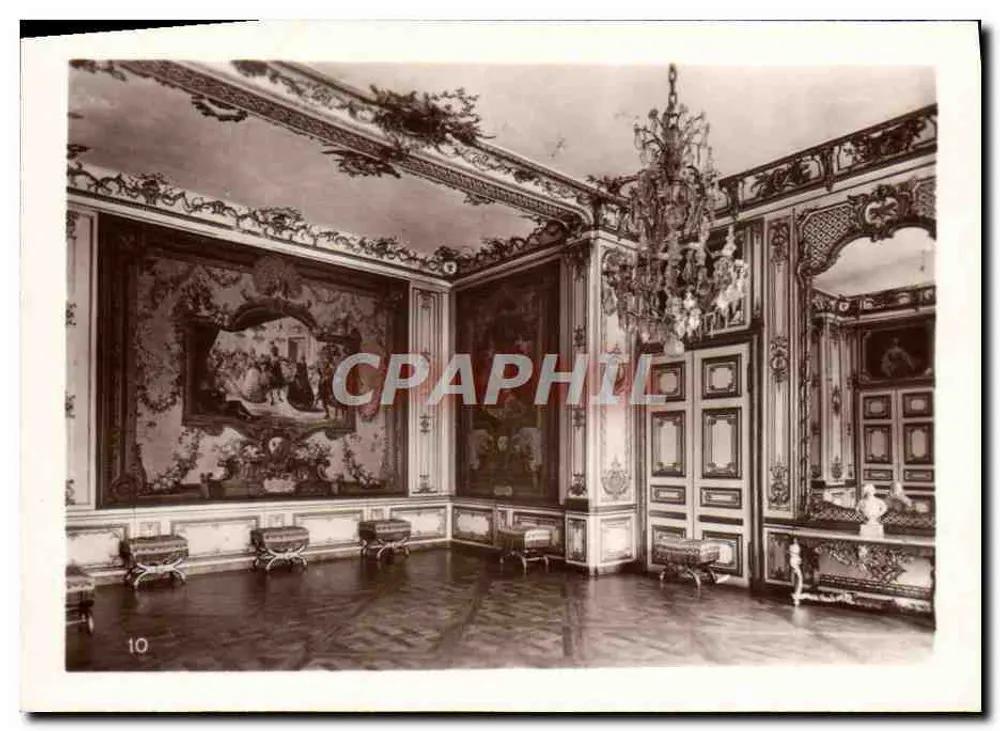 Sala de jantar ricamente decorada — Castelo de Versalhes — n°10 - Frente