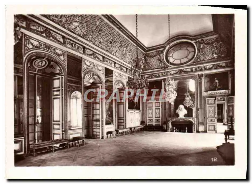 Interior de um salão ricamente decorado — Palácio de Fontainebleau — n°12 - Frente