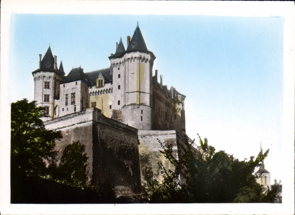 Saumur — O Castelo e os Muros — Edições de Luxo « Estel » n° 2303 - Frente