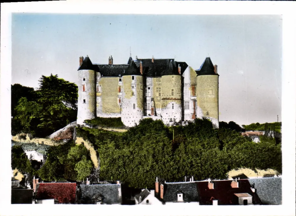 Luynes — O Castelo — Edições de Luxo « Estel » n° 2683 - Frente