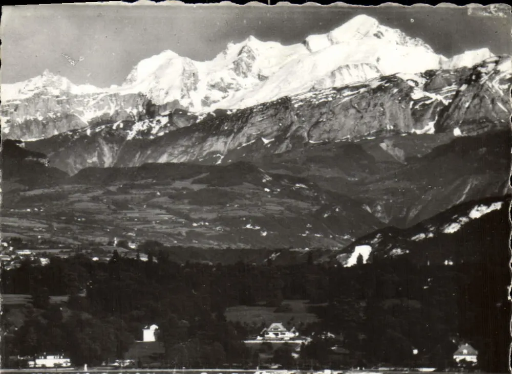 O Mont Blanc visto de Genebra - Frente