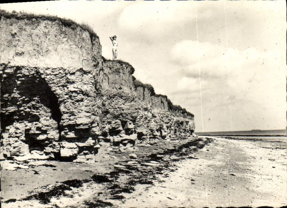 Lion-sur-Mer — As Falésias — n°11 - Frente