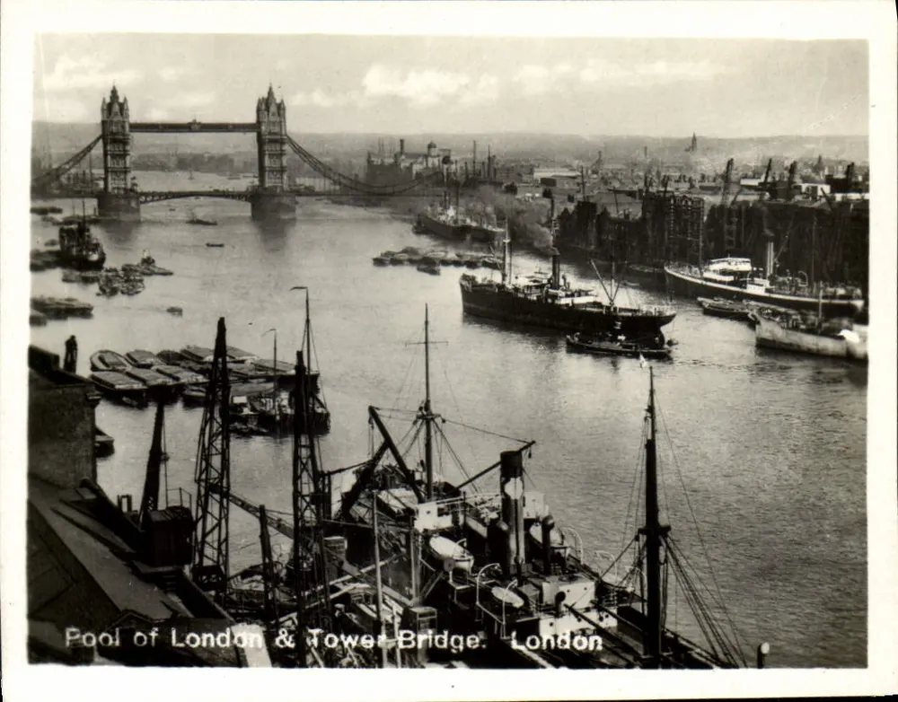 Pool of London & Tower Bridge — London - Vorderseite