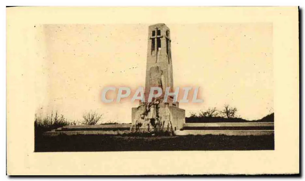 Vauquois — Gedenkmonument für die 'Poilus' — Vauquois - Vorderseite
