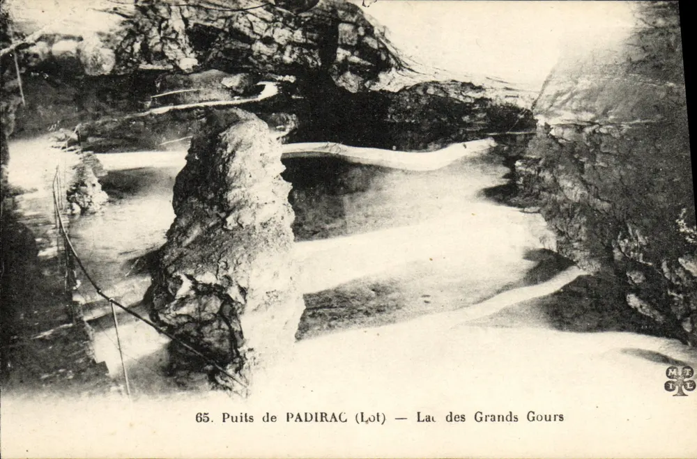 Poço de PADIRAC (Lot) — Lago dos Grandes Gours — Editor MEITE, n°65 - Frente