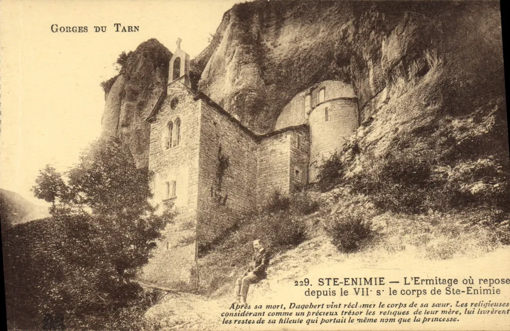 Gorges do Tarn — Ermitage de Ste-Enimie — Editor: Grand Zoule de la Malène - Frente