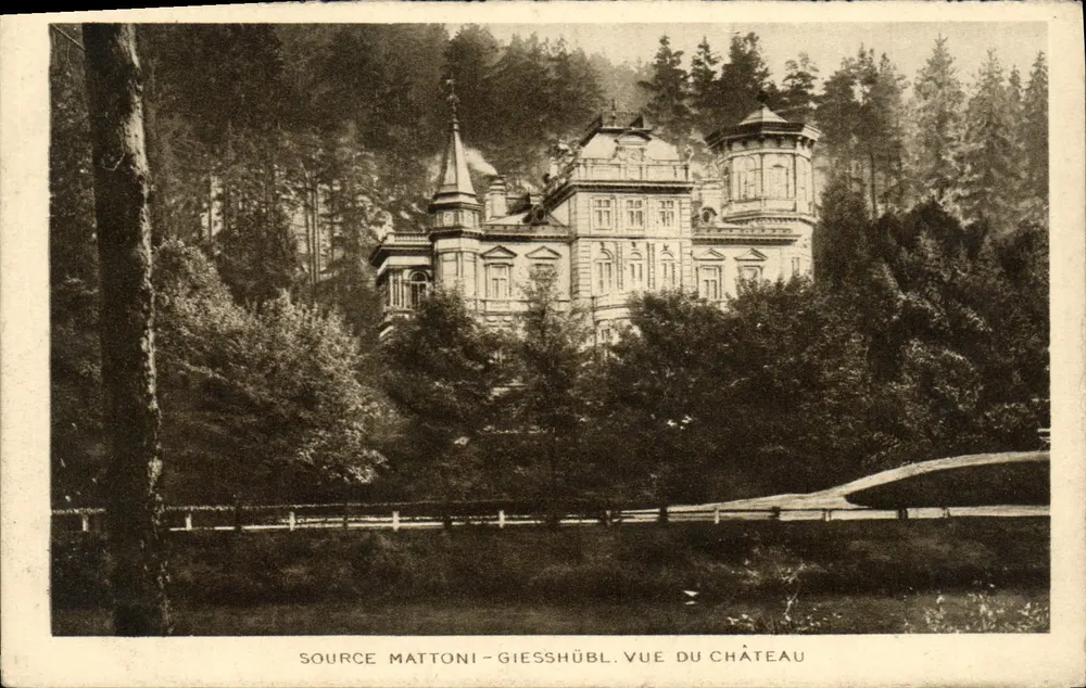 Fonte Mattoni-Giesshübl — Vista do castelo — editor não visível - Frente