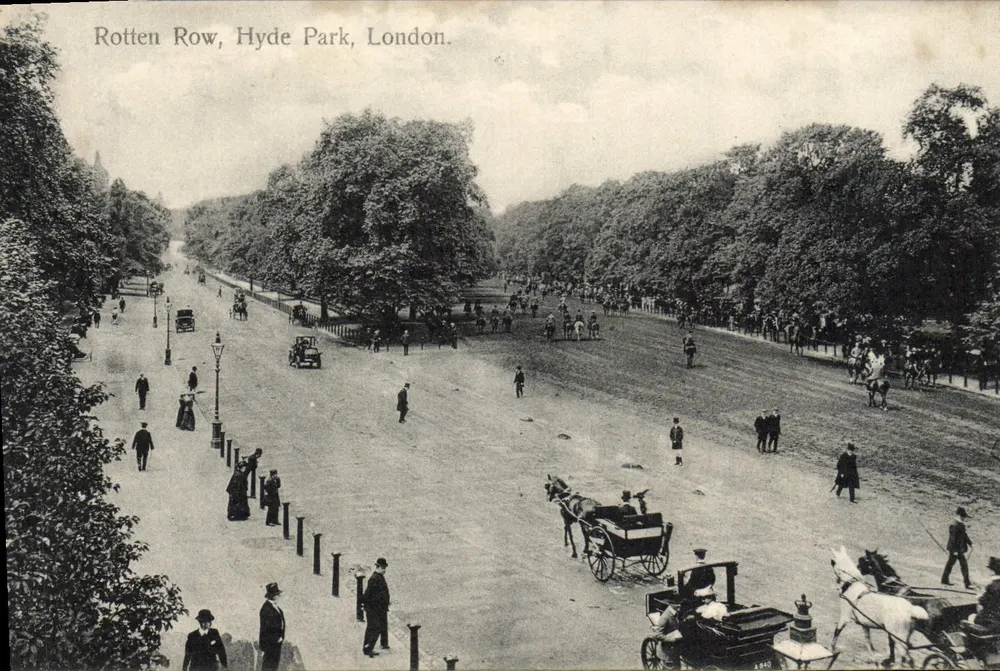 Rotten Row, Hyde Park, Londres — vista panorâmica — impressa na Alemanha - Frente