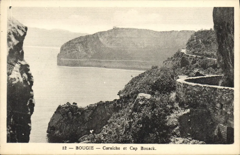 Bougie — Corniche e Cabo Bouack — Photo R. Rochambeau - Frente