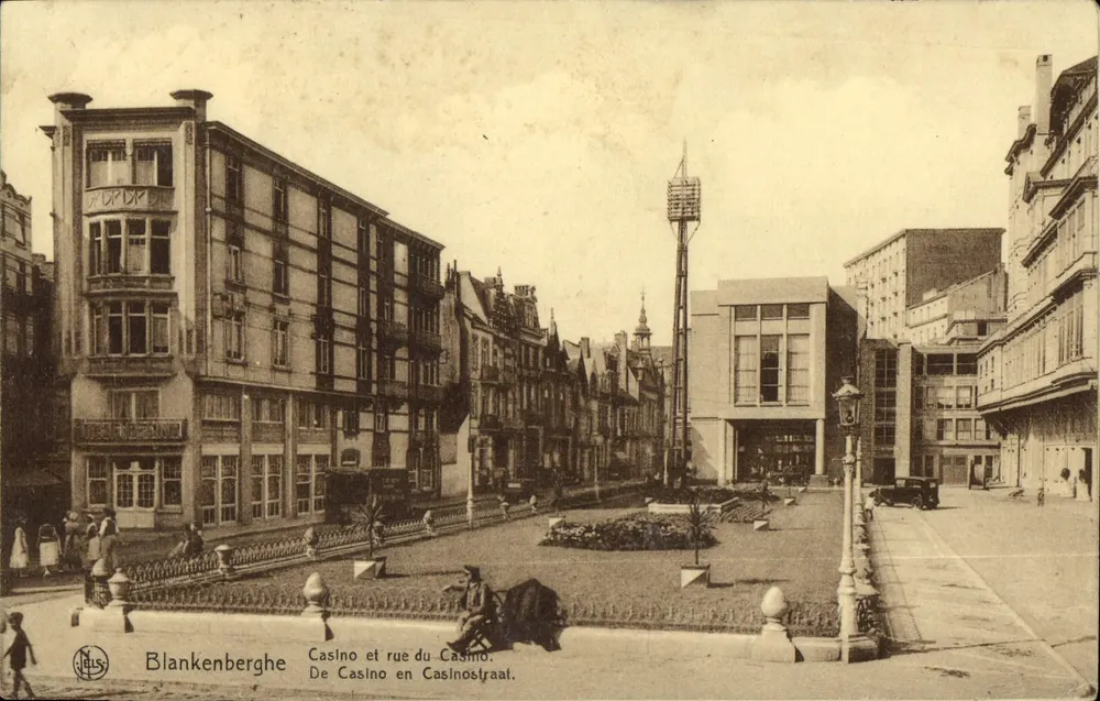 Blankenberge — Casino et rue du Casino — éditeur HJS - Vorderseite