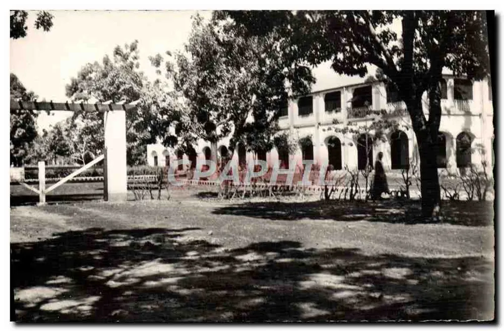 Bobo-Dioulasso (Hte-Volta) — A Ambulância — Edições de Luxo Lavelle - Frente