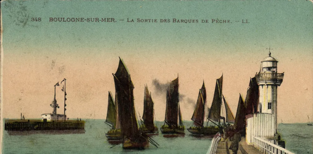 Boulogne-sur-Mer — Die Abfahrt der Fischboote — LL - Vorderseite