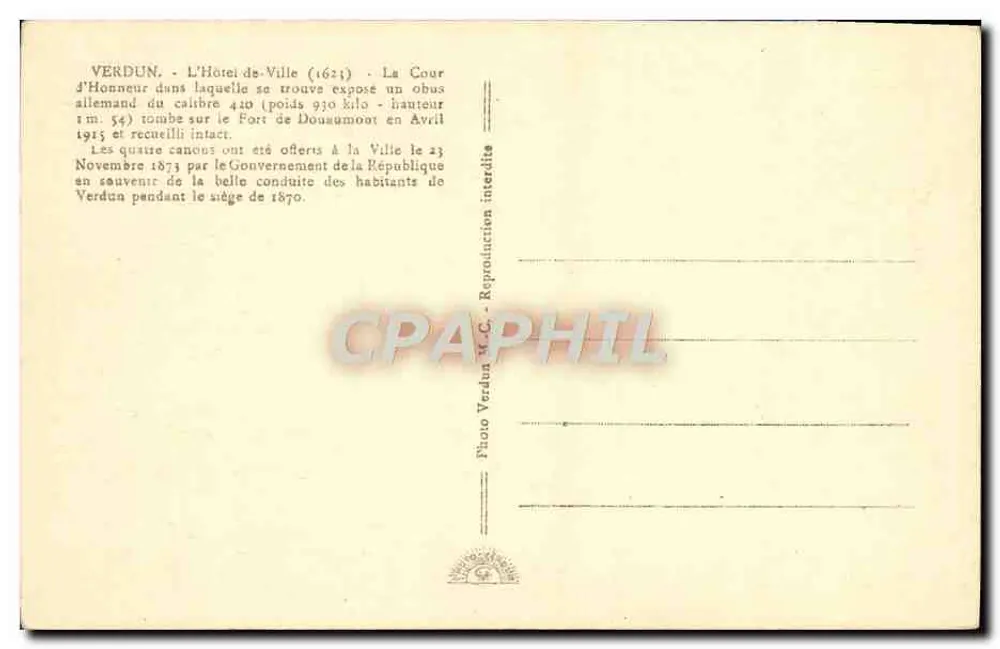 Verdun - Die Cour d'Honneur des Rathauses - Rückseite