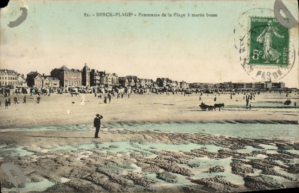 Berck-Plage — Panorama de la plage à marée basse — éditeur 'Postes' n°82 - Frente