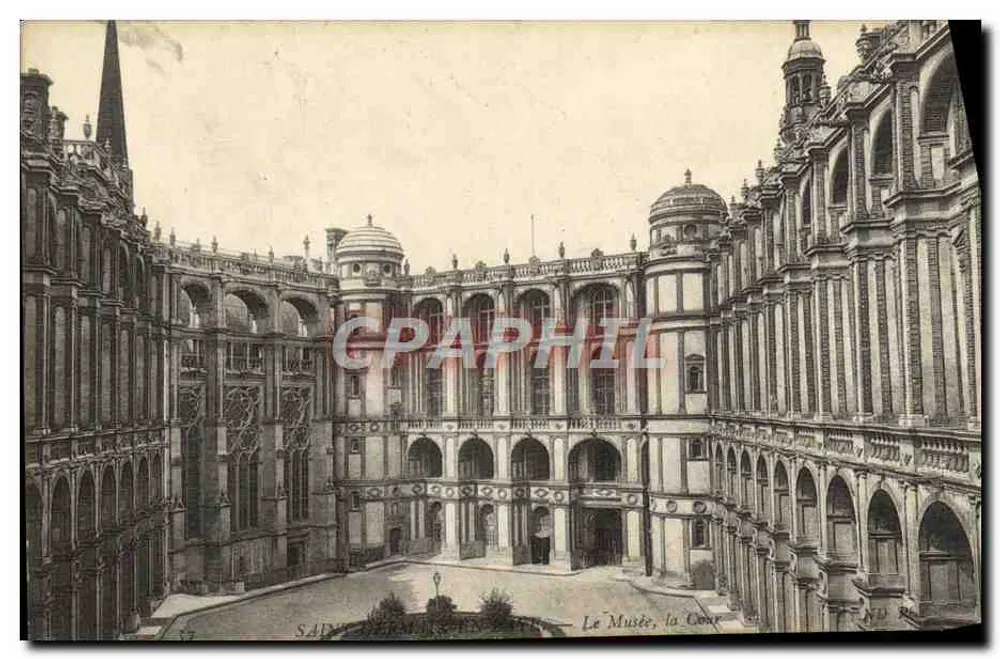 Saint-Martin-des-Champs — O Museu, a Cour - Frente