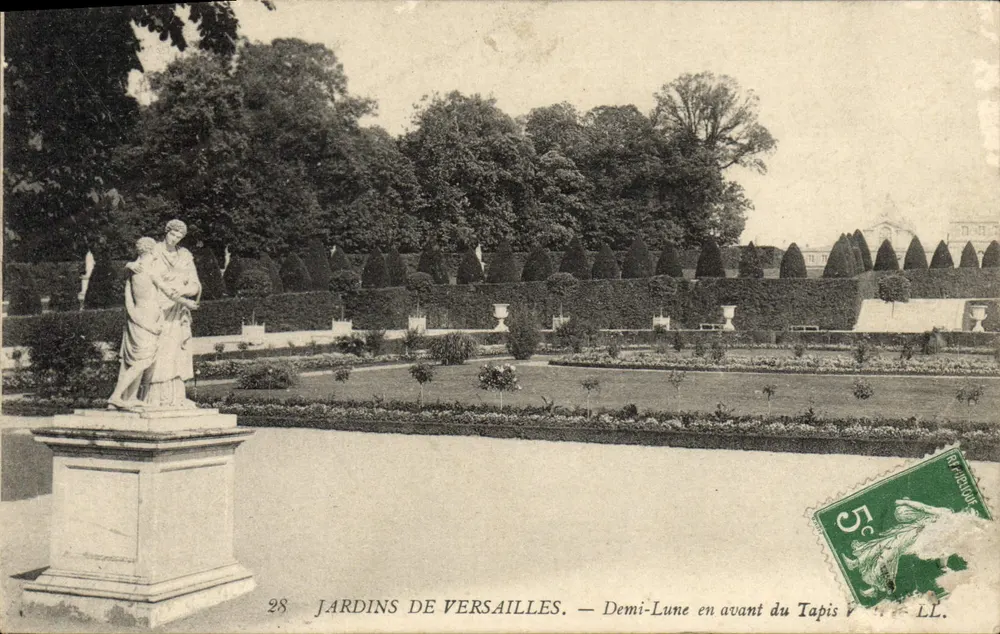 Gärten von Versailles — Halbmond vor dem Teppich — Verlag LL, Nr. 28 - Vorderseite