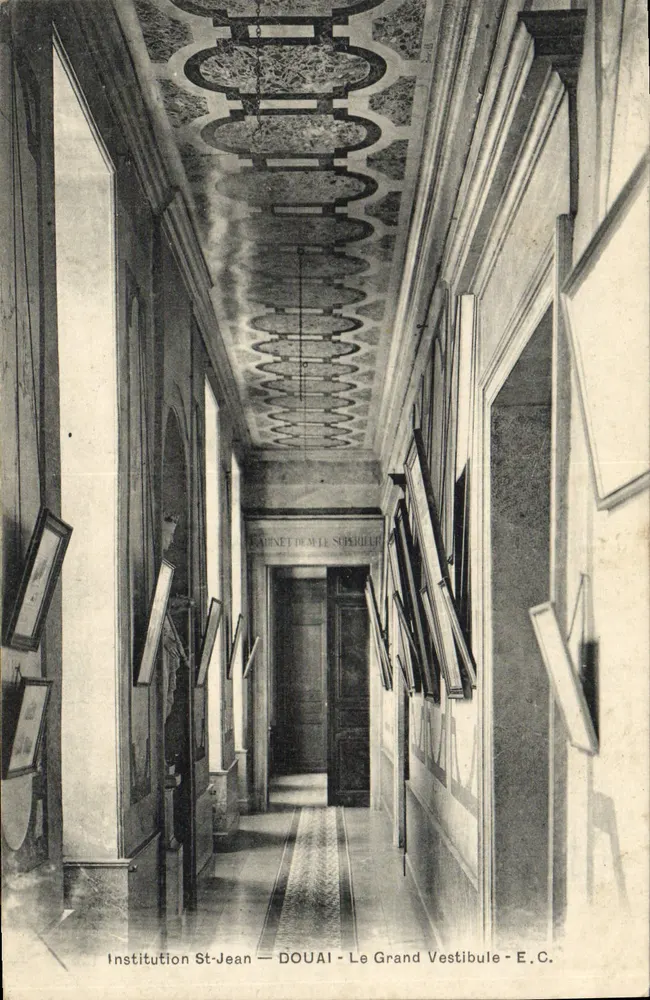 Institution St-Jean — DOUAI — Der Große Vestibül — E.C. - Vorderseite