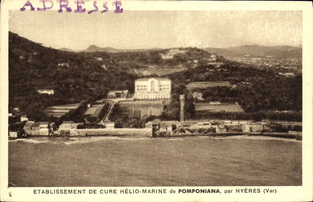 Heilanstalt für Heliomarine-Therapie Pomponiana — Ansicht des Hauptgebäudes und der Küste in Hyères (Var) — Verlag unbekannt - Vorderseite