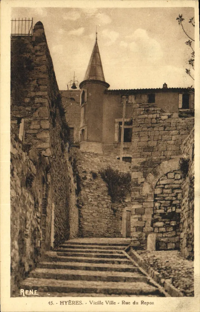Hyères - Altstadt - Rue du Repos — Verlag RENE, n°45 - Vorderseite