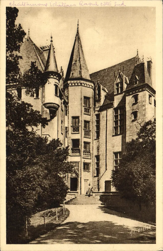 Castelo Raoul (lado Sul) — Châteaureoux — Edição Au Belier - Frente