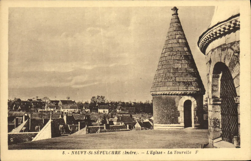 Neuwy-St-Sépulchre (Indre) — Die Kirche - Die Turm F - Vorderseite