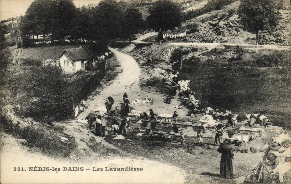 NÉRIS-les-BAINS — As Lavadeiras — G. Chaumont, editor, n°331 - Frente