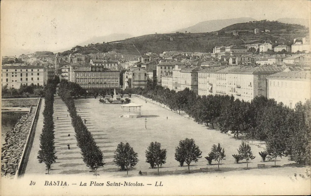 Bastia — Praça São Nicolau — LL - Frente