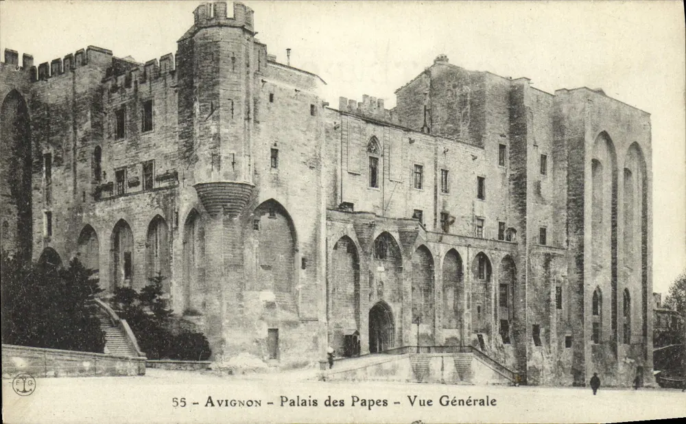 Avignon - Palácio dos Papas - Vista Geral — editor C.P.A. n° 55 - Frente