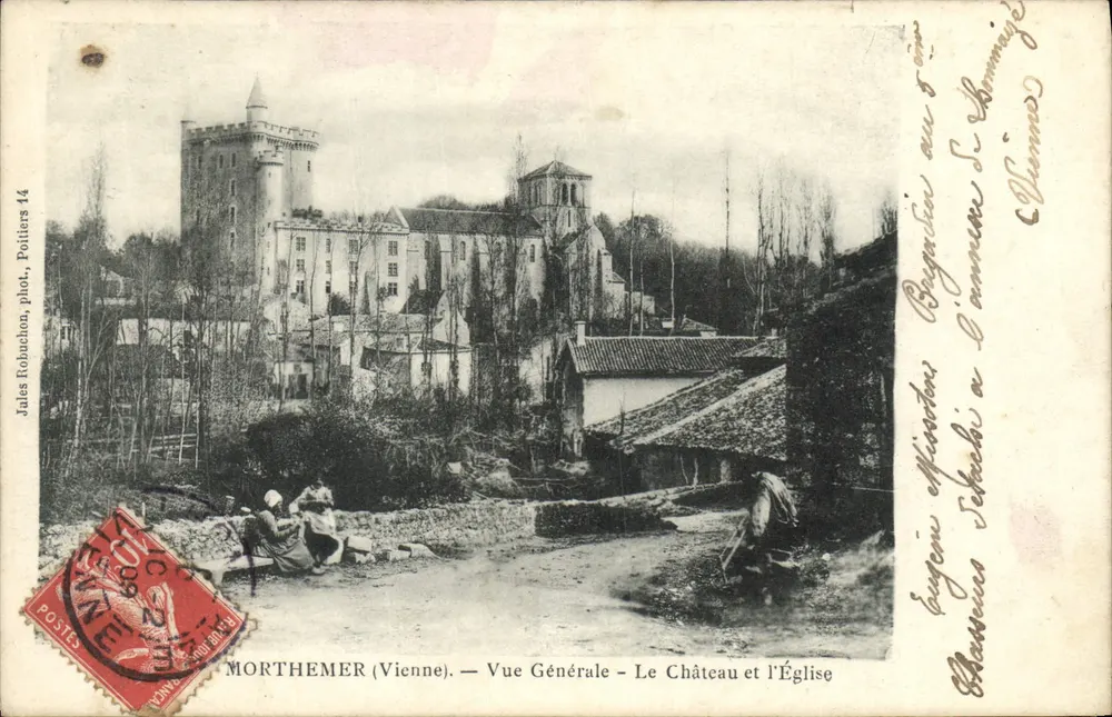 Morthemer (Vienne) — Allgemeiner Blick — Schloss und Kirche — Jales Robuchon, Fotografie, Poitiers 14 - Vorderseite