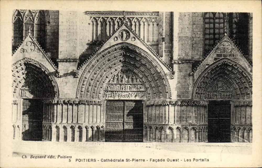 Poitiers - Kathedrale Saint-Pierre - Westfassade - Die Portale — Ch. Begnard Verlag, Poitiers, Nr. 5 - Vorderseite