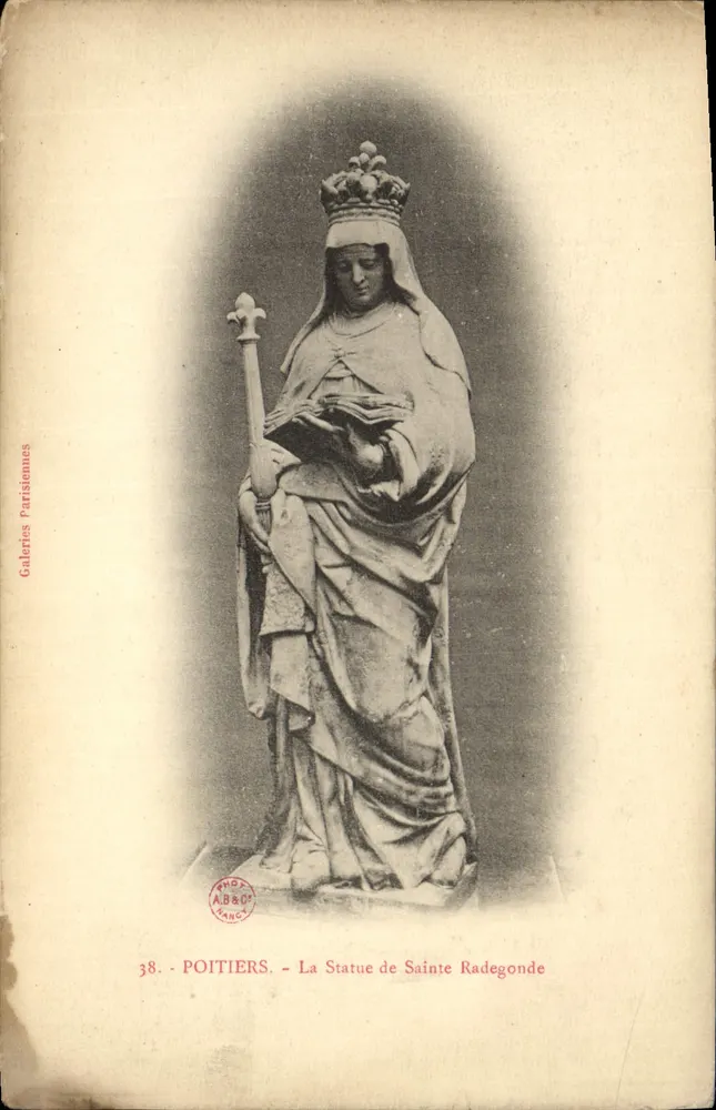 Poitiers — La Statue de Sainte Radegonde — Galeries Parisiennes, n°38 - Anverso