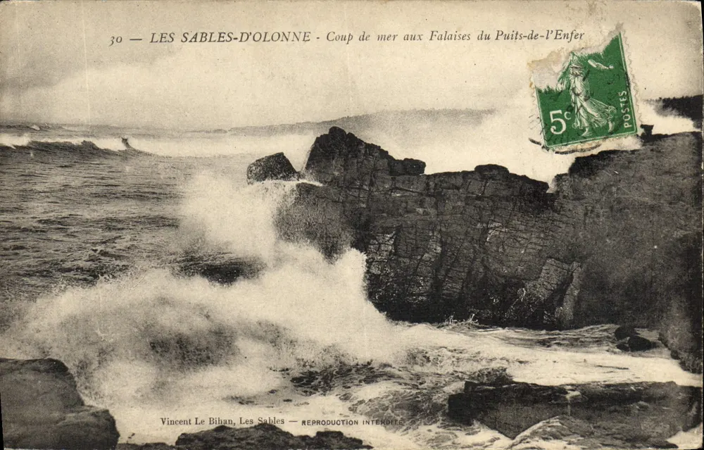 Les Sables-d'Olonne — Blick auf das Meer an den Klippen von Puits-de-l'Enfer — Vincent Le Bihan - Vorderseite