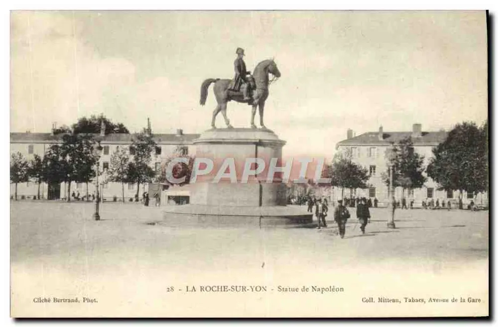 La Roche-sur-Yon — Estátua de Napoleão — Cliché Bertrand, Fot. n°28 - Frente