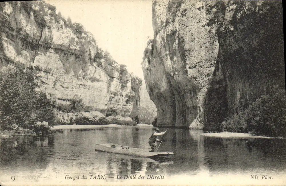 Gorges do TARN — O Desfiladeiro dos Détroits — ND Phot. - Frente