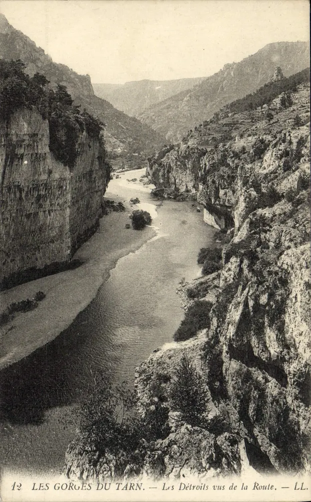 As Gorges do Tarn — Os Détroits vistos da Estrada — LL. — N° 12 - Frente