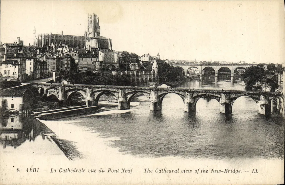 Albi — Kathedrale aus Sicht des Pont Neuf — LL - Vorderseite