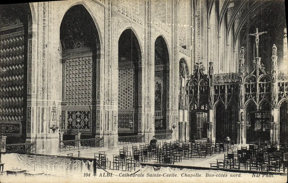 Albi — Kathedrale Sainte-Cécile. Kapelle. Nordflügel. - Vorderseite