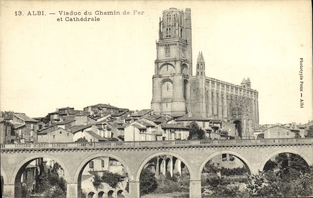 Albi — Eisenbahnviadukt und Kathedrale — Phototypie Poux — Albi - Vorderseite