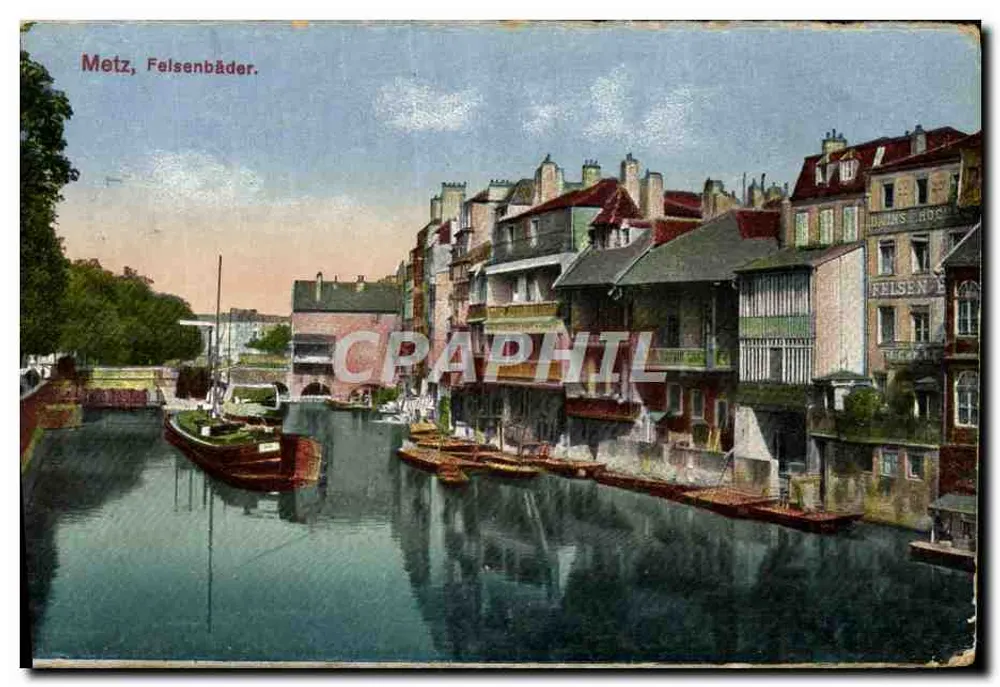 Metz, Felsenbäder — vue du canal avec bateaux et bâtiments - Frente