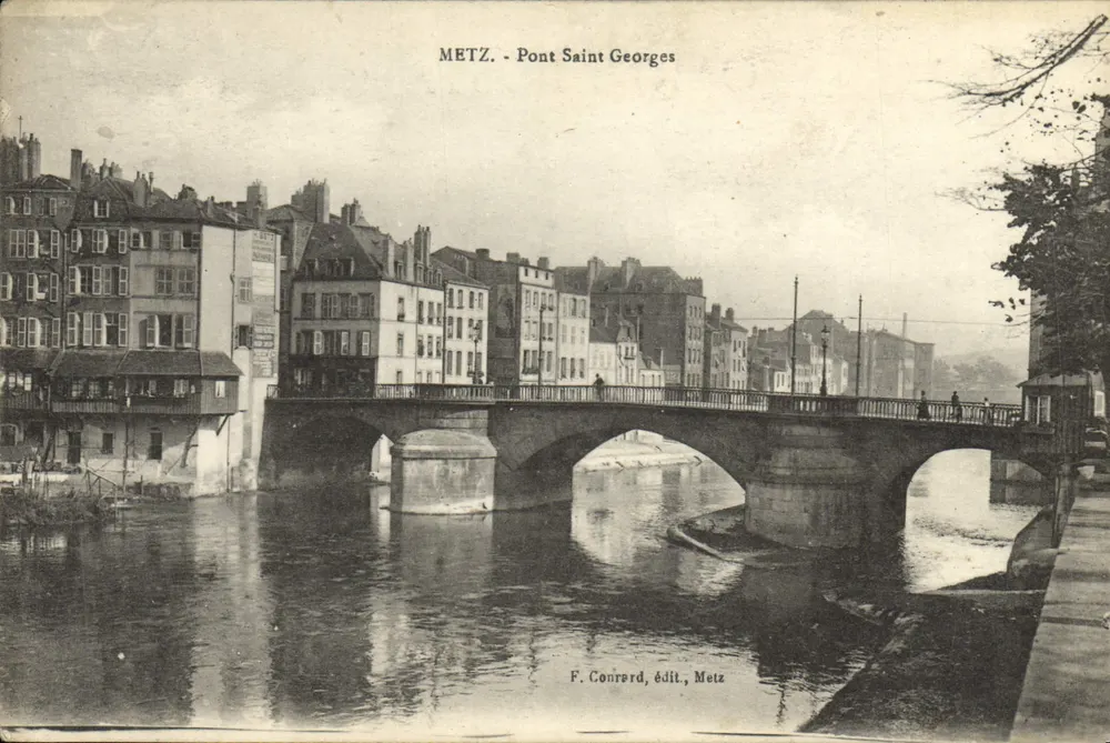 Metz - Most Świętego Jerzego — widok mostu i budynków przyległych — F. Conrerd, wyd., Metz - Awers