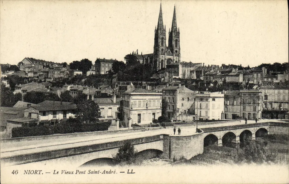 Niort — O Velho Ponte Saint-André — LL - Frente